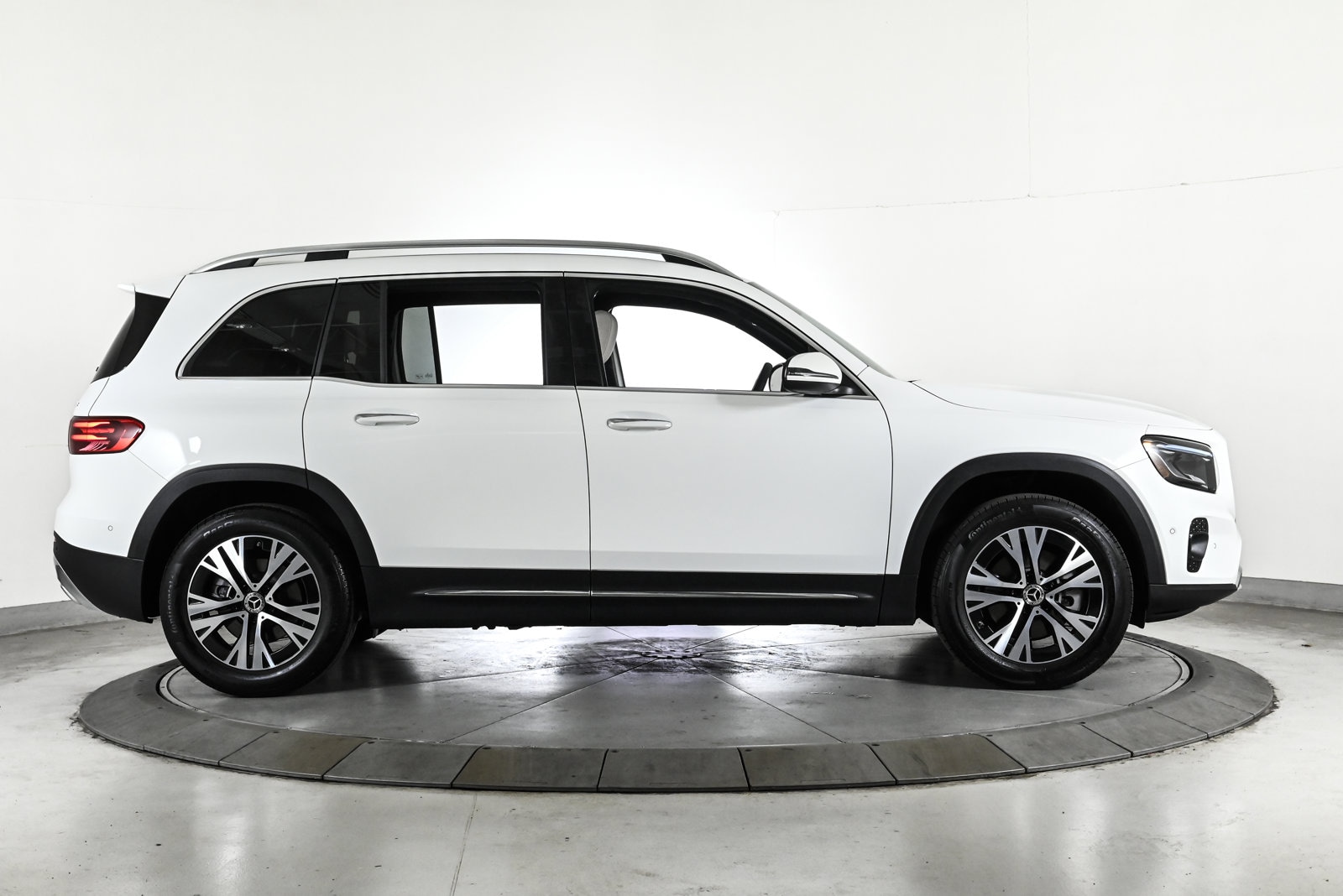 2025 MERCEDES-BENZ GLB-CLASS - Image 4