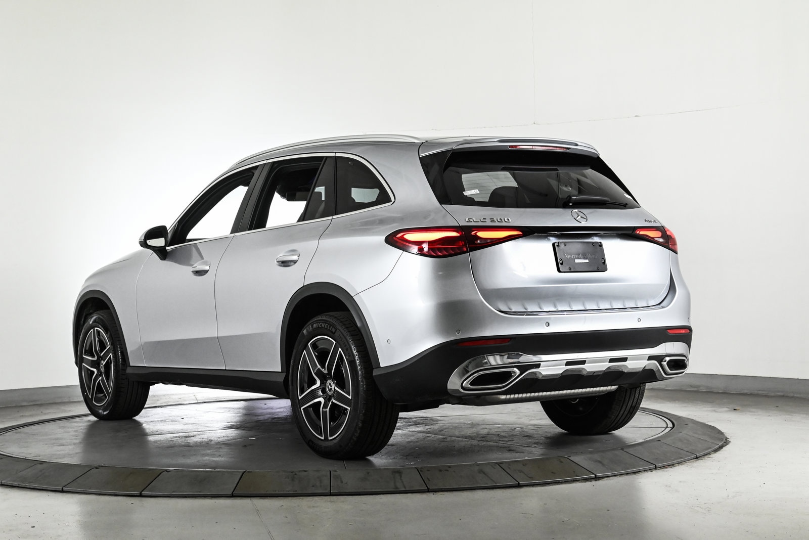 2026 MERCEDES-BENZ GLC-CLASS - Image 8