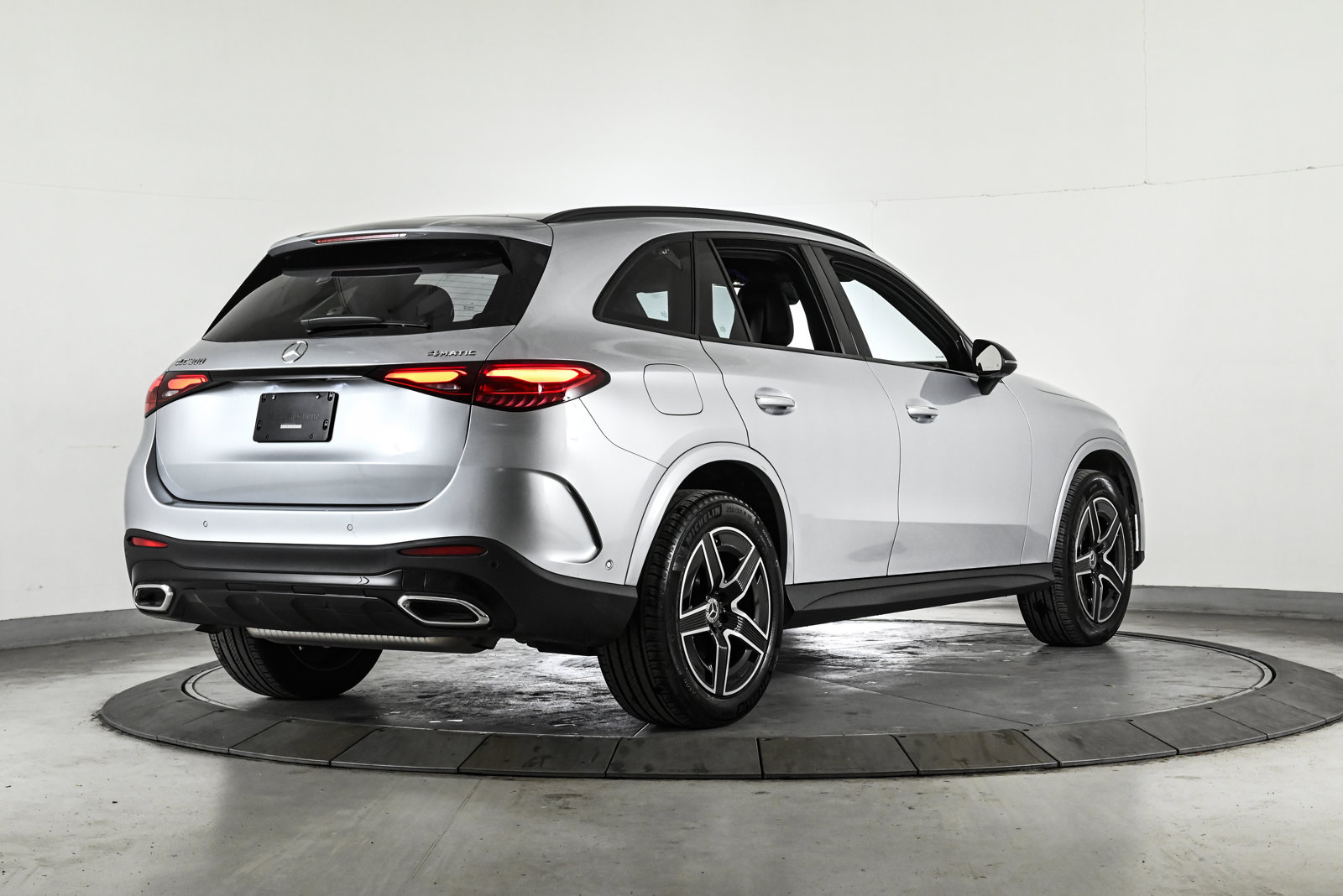 2025 MERCEDES-BENZ GLC-CLASS - Image 5