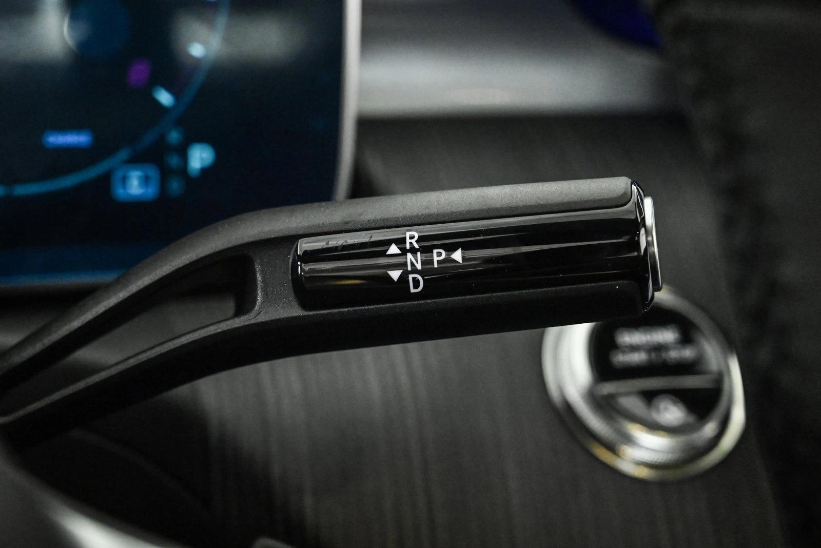 2026 MERCEDES-BENZ C-CLASS - Image 12