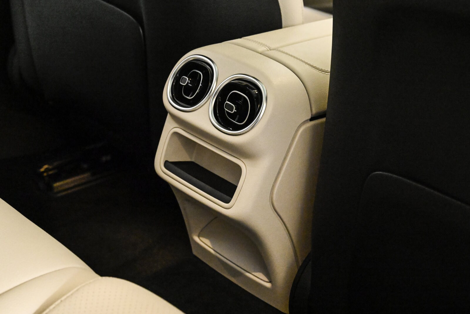 2026 MERCEDES-BENZ GLC-CLASS - Image 19