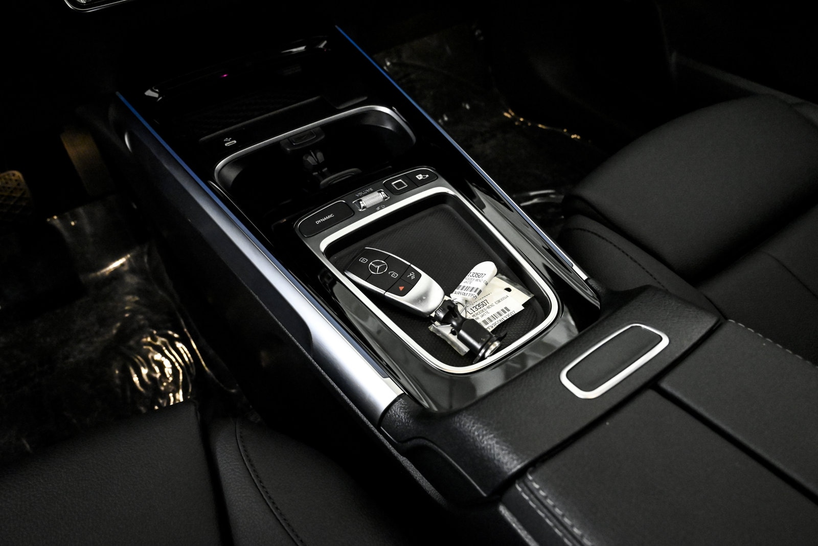 2025 MERCEDES-BENZ EQB-CLASS - Image 15