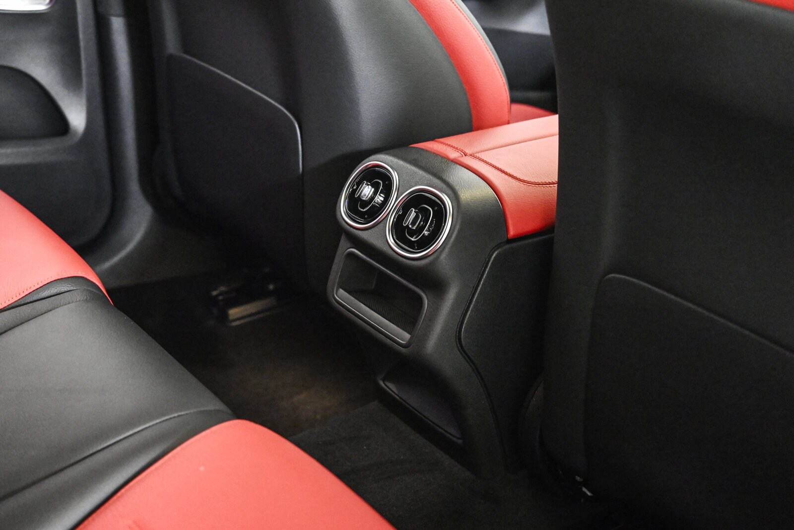 2026 MERCEDES-BENZ GLC-CLASS - Image 19