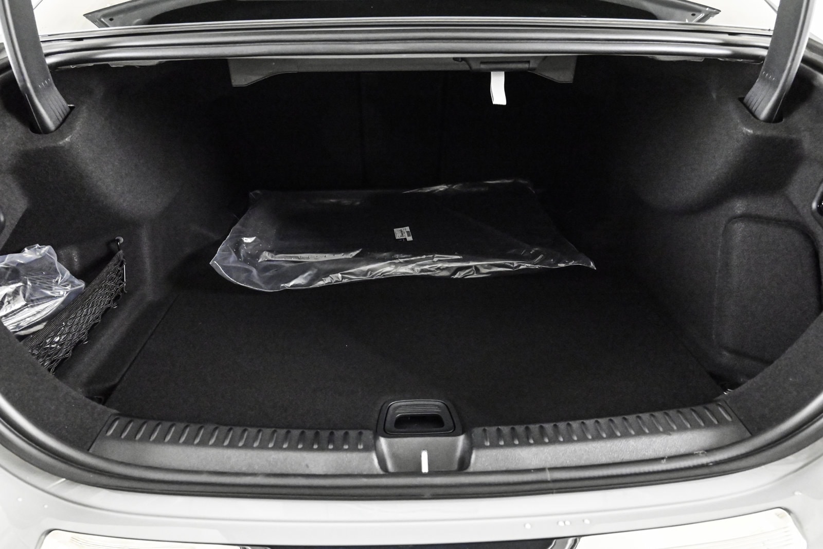 2026 MERCEDES-BENZ E-CLASS - Image 6