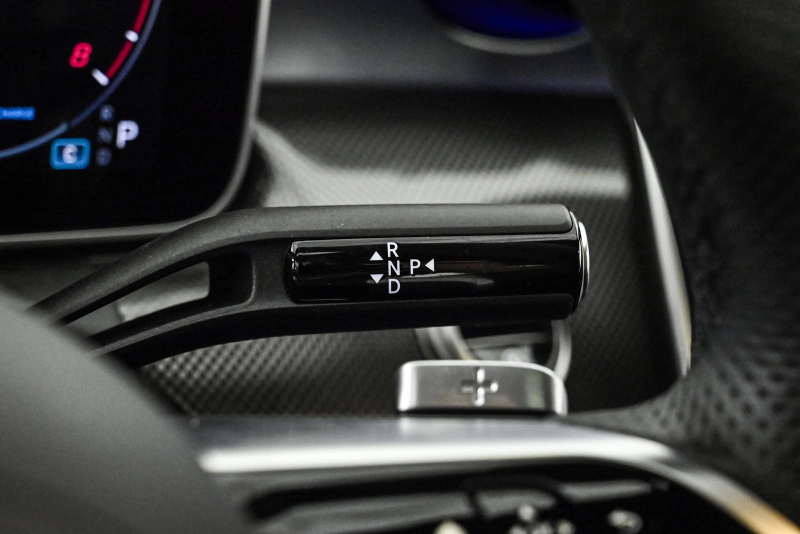 2025 MERCEDES-BENZ C-CLASS - Image 12