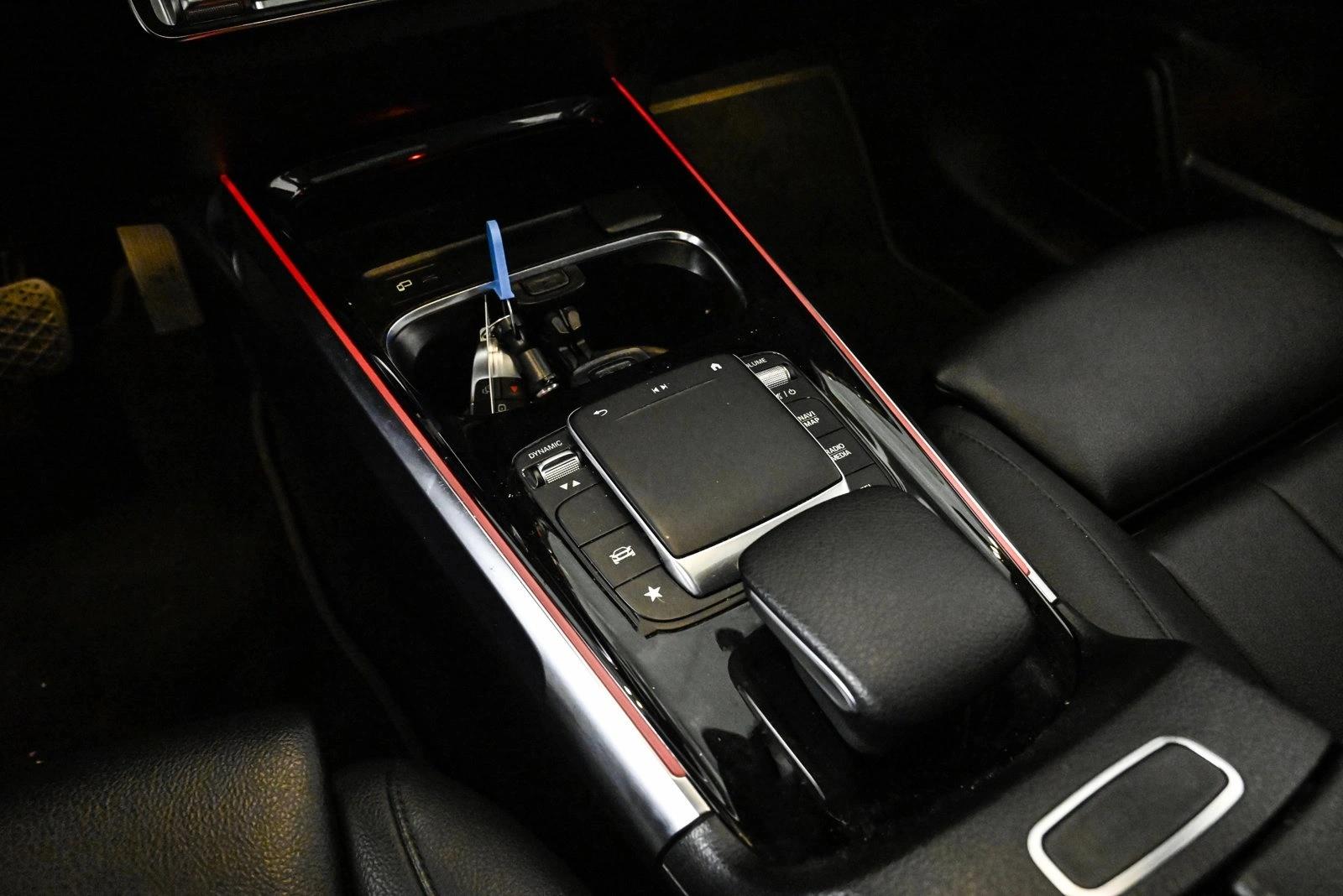 2021 MERCEDES-BENZ GLB-CLASS - Image 11