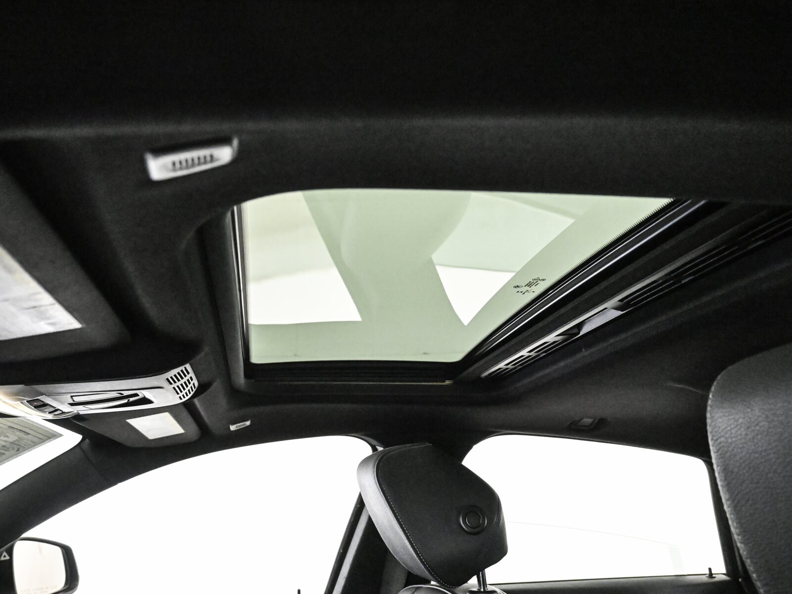 2019 BMW 440I - Image 16