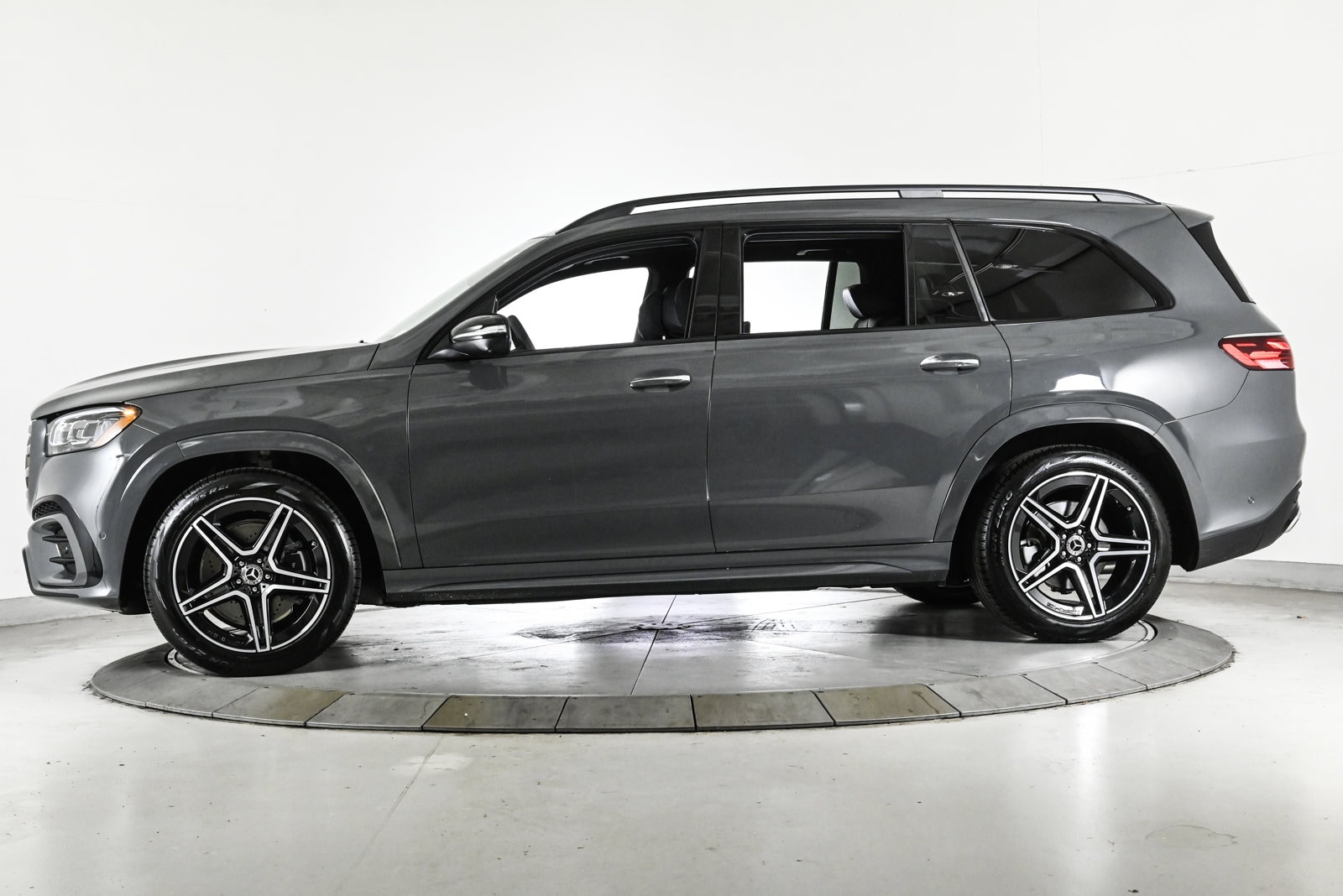 2026 MERCEDES-BENZ GLS-CLASS - Image 9