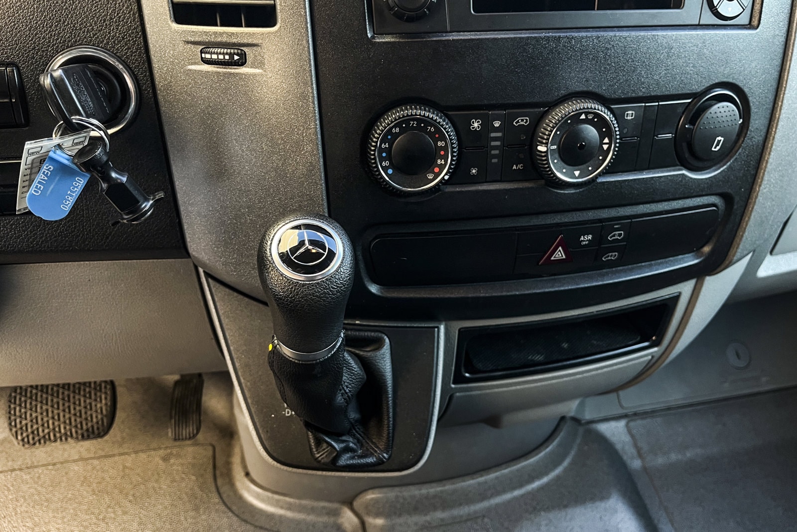 2016 MERCEDES-BENZ SPRINTER - Image 13