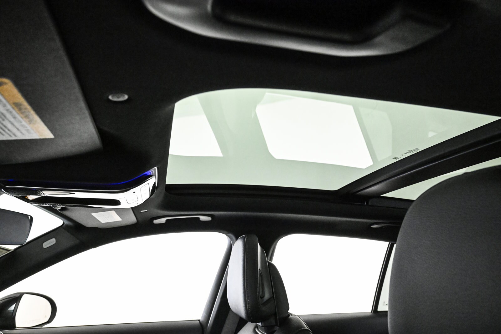 2026 MERCEDES-BENZ GLC-CLASS - Image 17