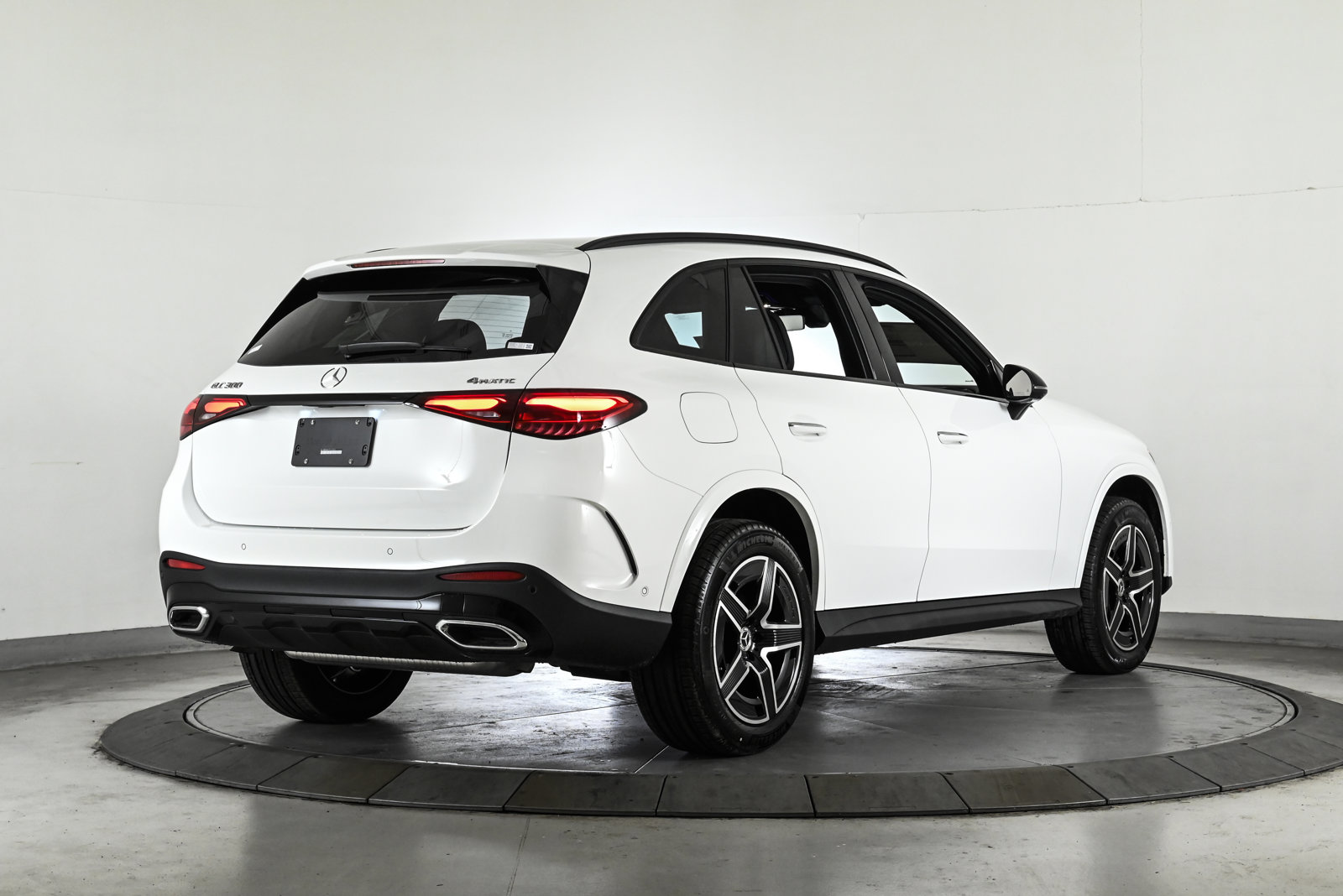 2026 MERCEDES-BENZ GLC-CLASS - Image 8