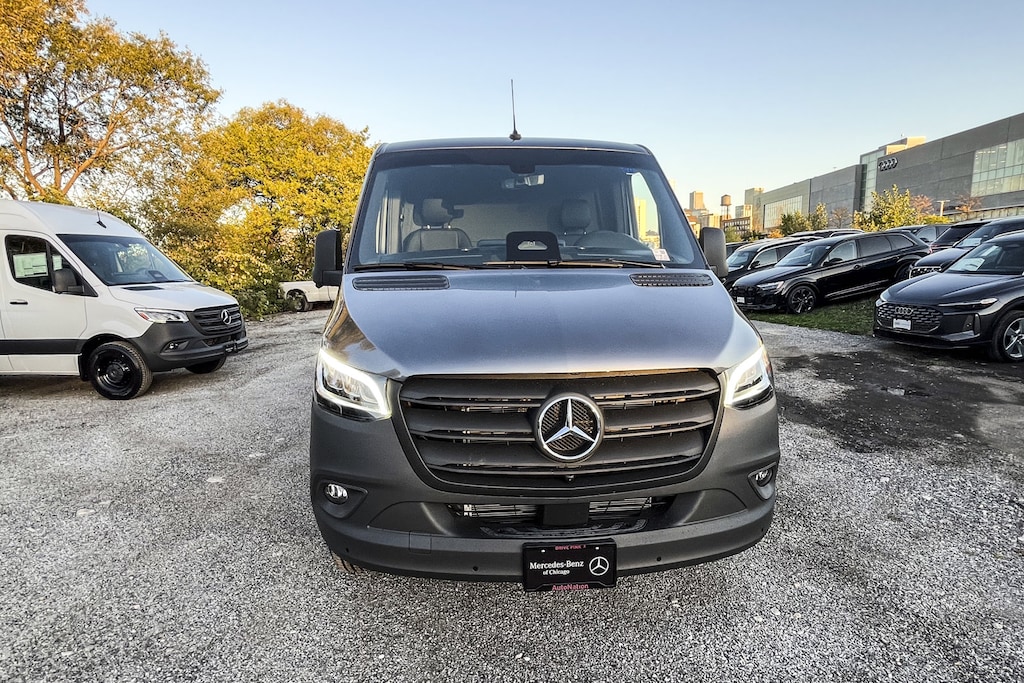 New 2026 Mercedes-Benz Sprinter Cargo Van 2500 Standard Roof I4 Diesel 144" RWD Van Cargo Van