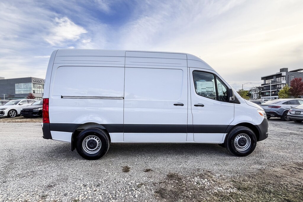 New 2026 Mercedes-Benz Sprinter Cargo Van 2500 Standard Roof I4 Diesel 144" RWD Van Cargo Van