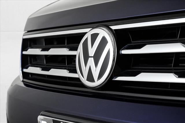2021 Volkswagen Tiguan SE photo 3