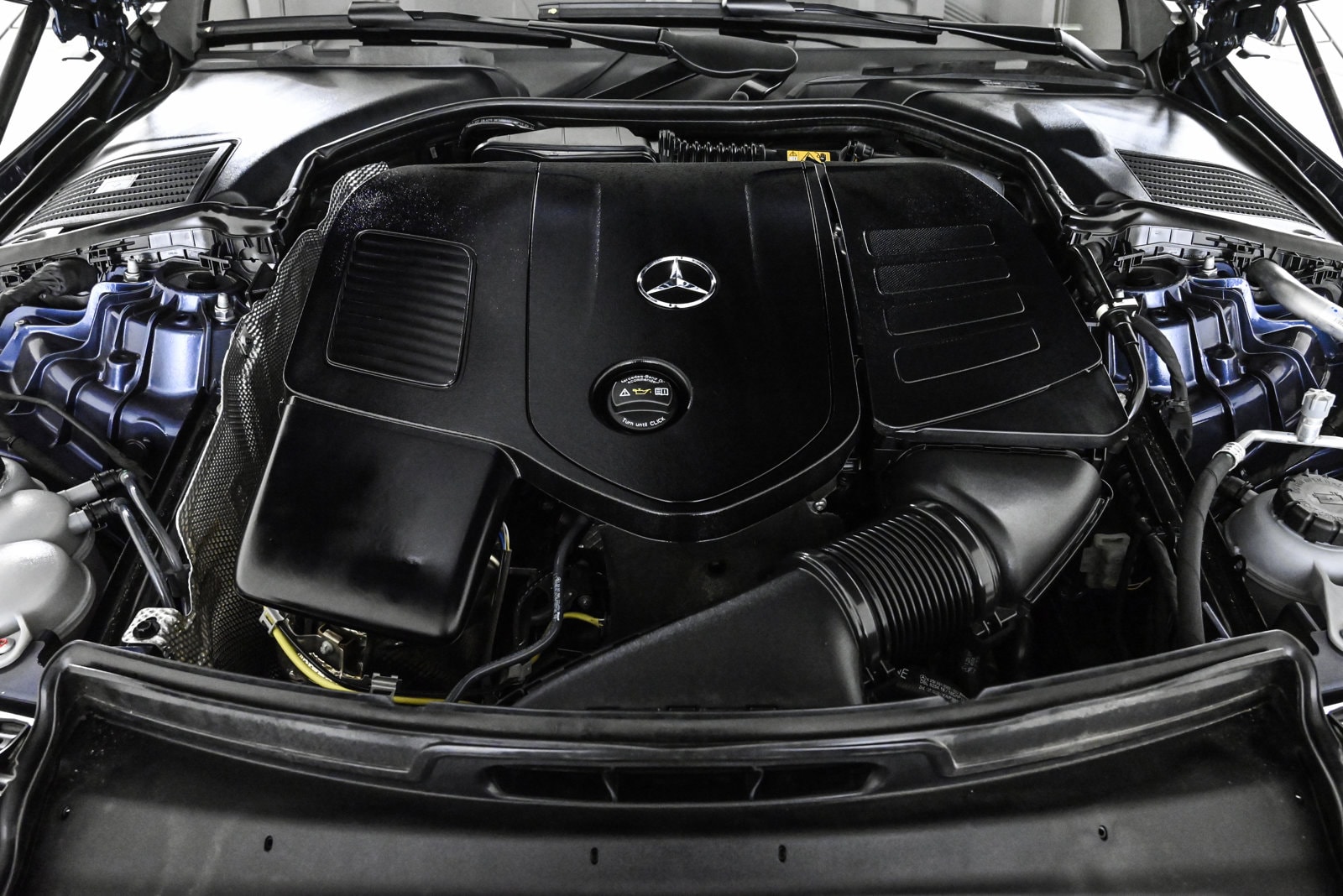 2025 MERCEDES-BENZ C-CLASS - Image 25