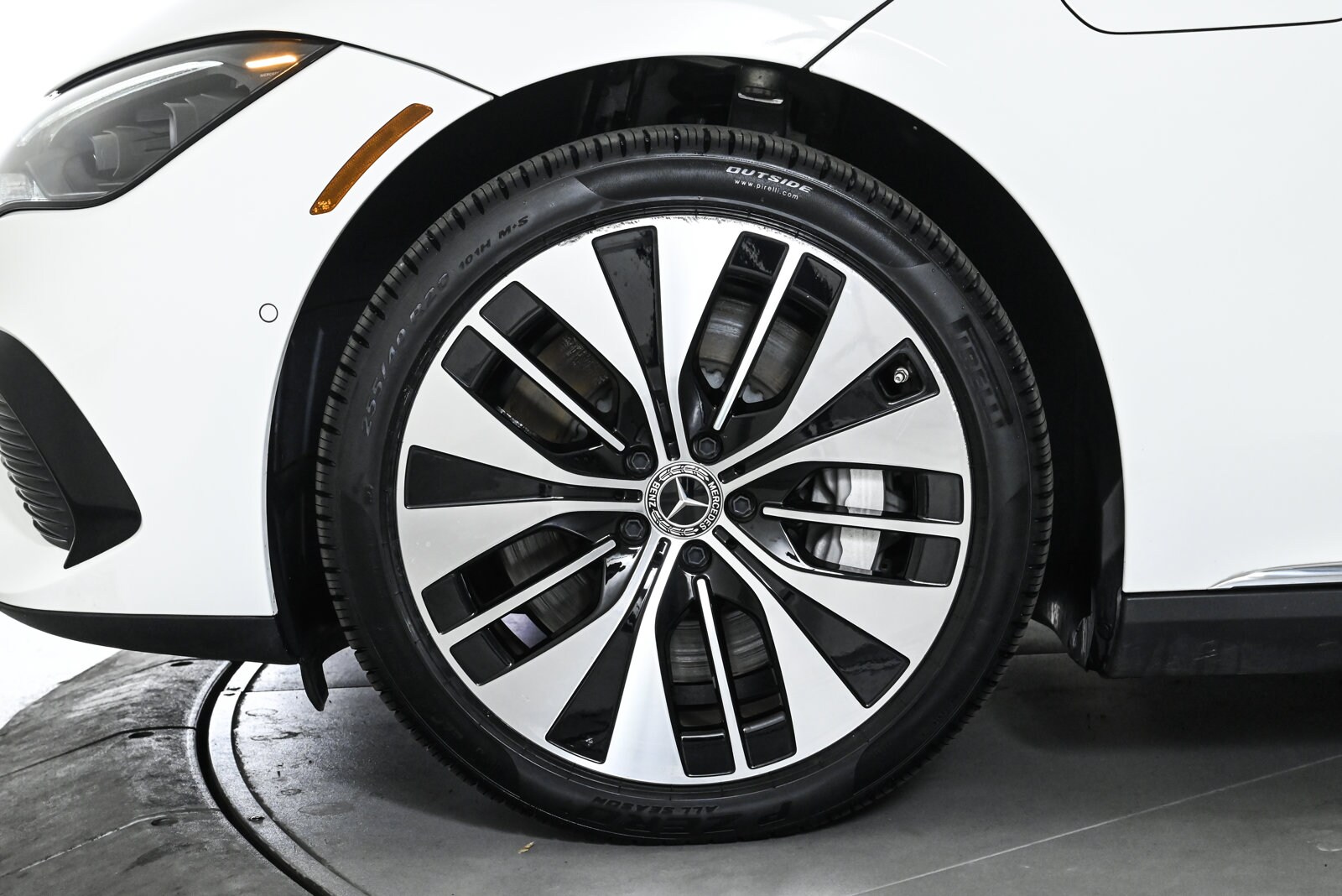 2023 MERCEDES-BENZ EQE-CLASS SEDAN - Image 25