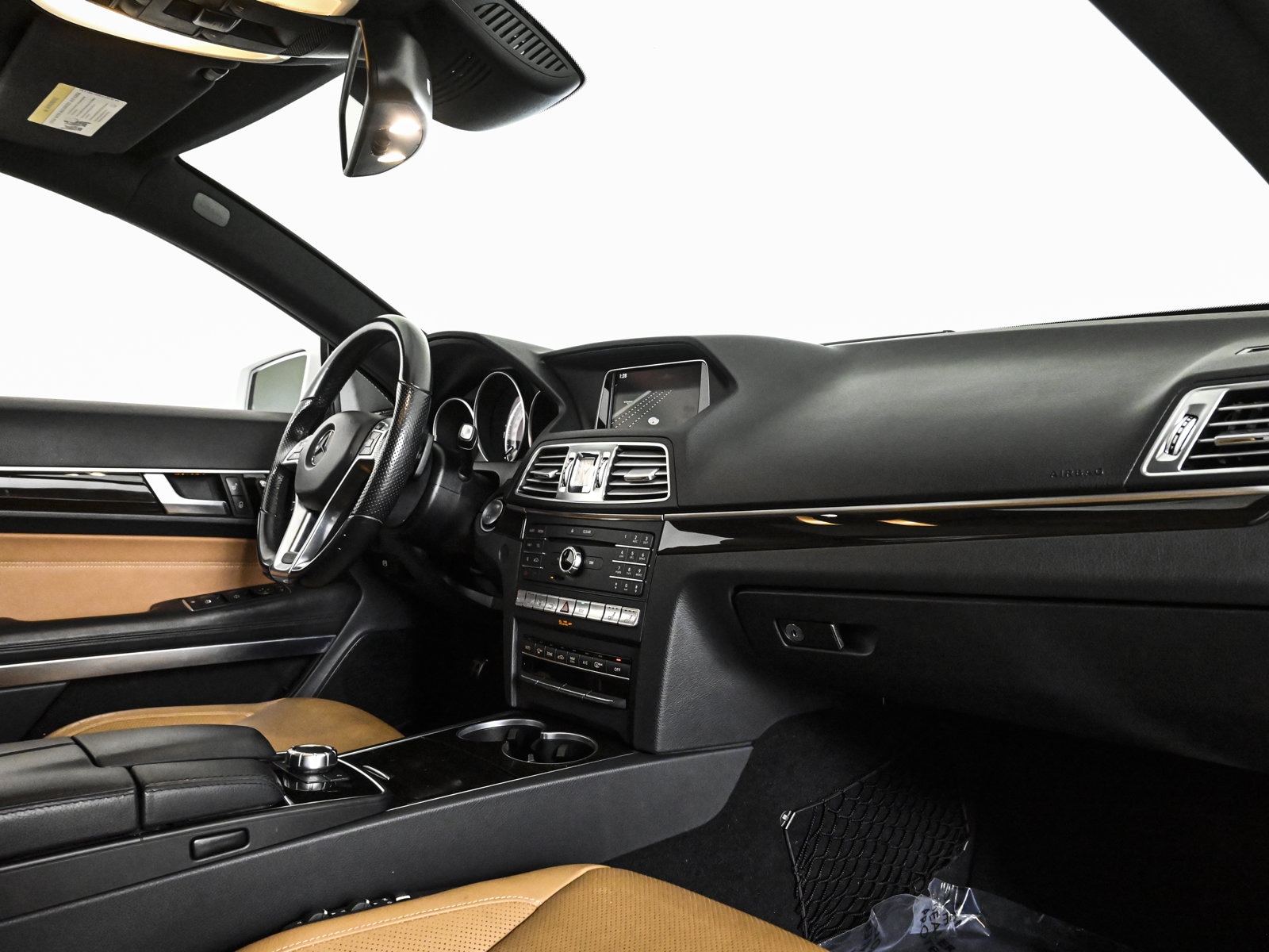 2017 MERCEDES-BENZ E-CLASS - Image 24