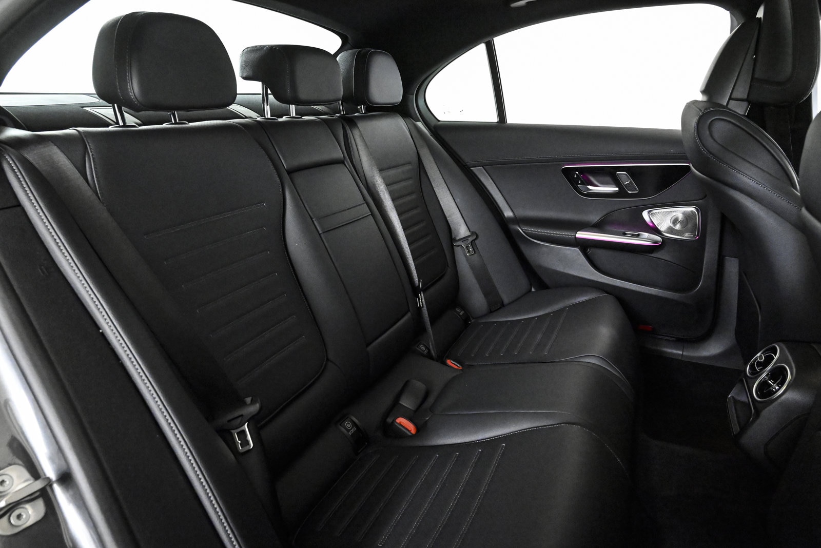 2025 MERCEDES-BENZ C-CLASS - Image 19