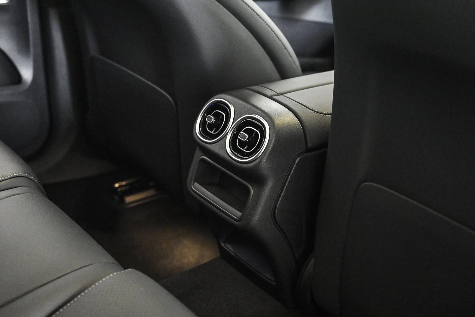 2026 MERCEDES-BENZ GLC-CLASS - Image 19