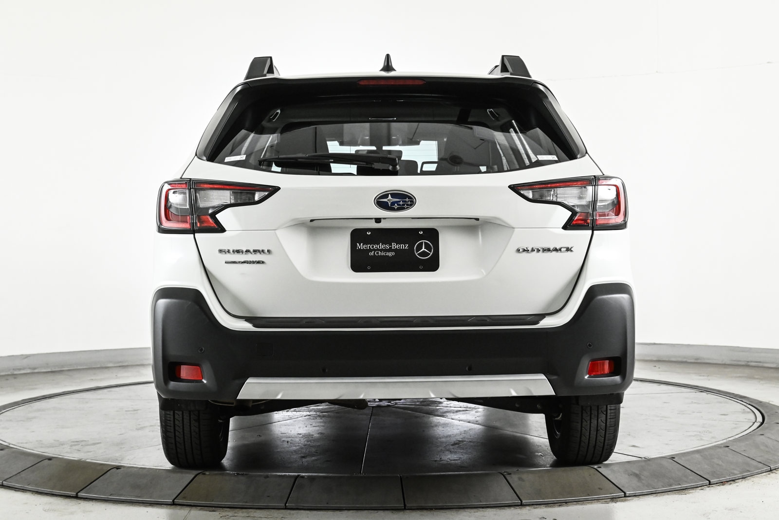 2023 SUBARU OUTBACK - Image 7