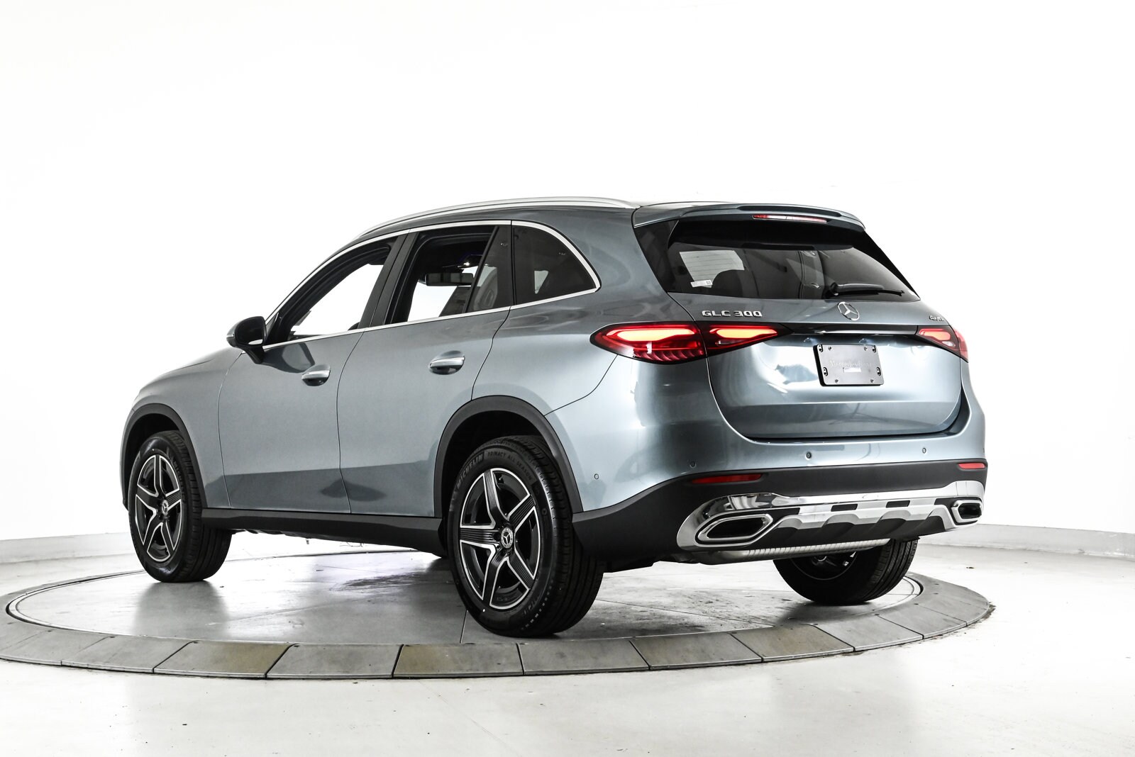 2026 MERCEDES-BENZ GLC-CLASS - Image 8