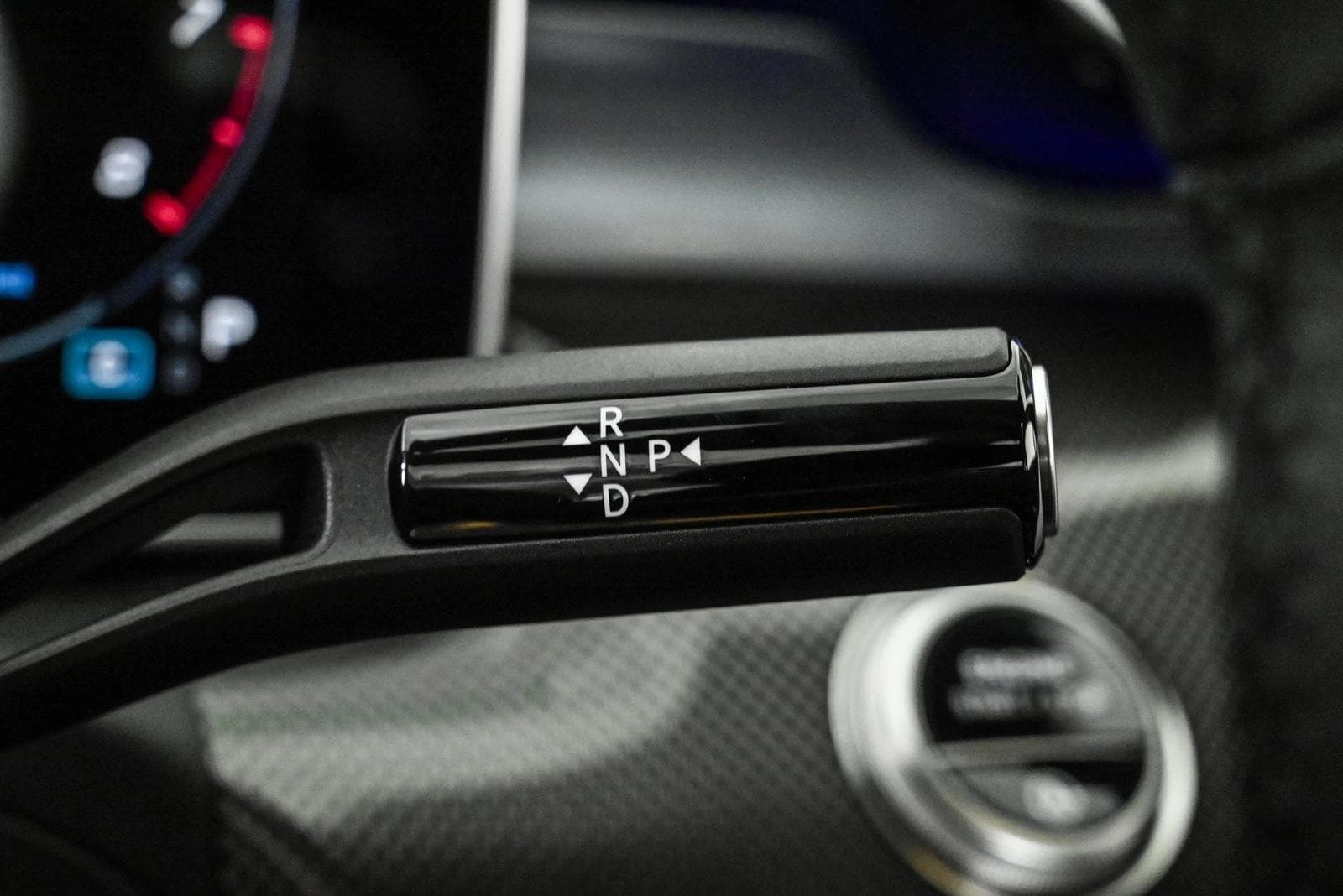 2026 MERCEDES-BENZ C-CLASS - Image 12