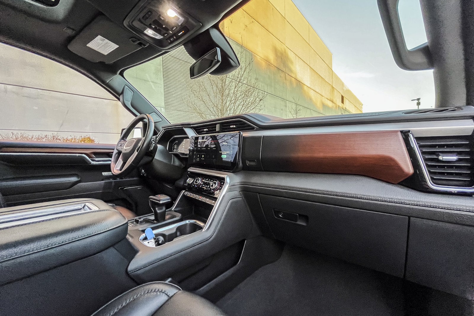 2022 GMC SIERRA - Image 21