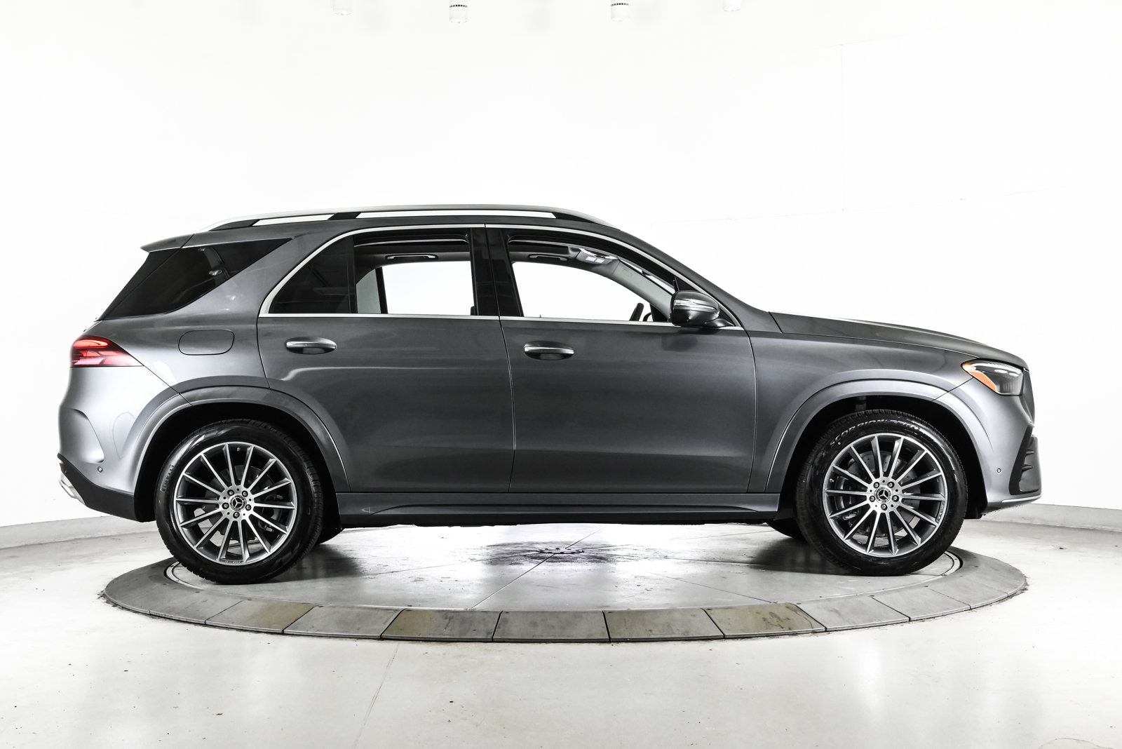 2026 MERCEDES-BENZ GLE-CLASS - Image 4