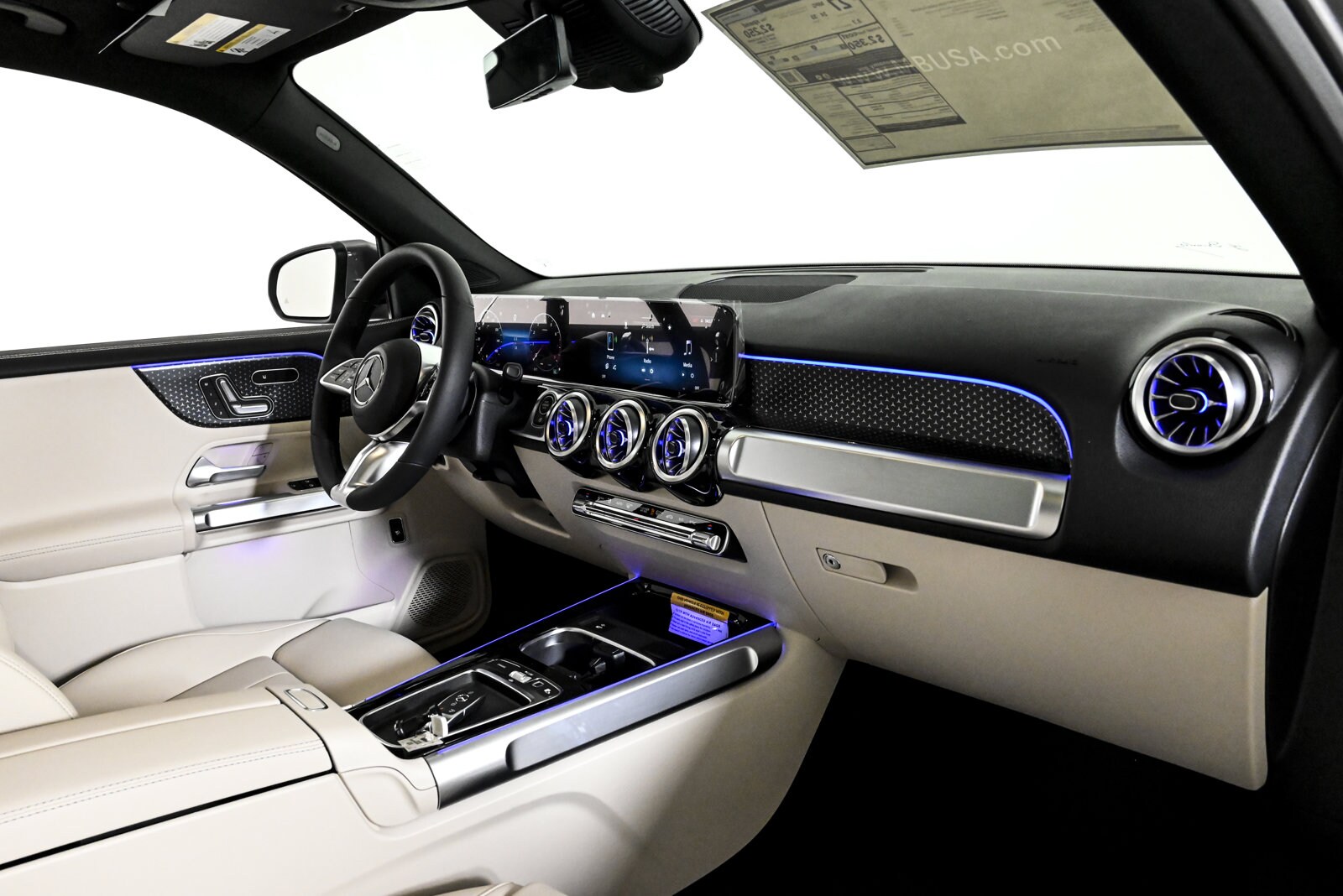 2025 MERCEDES-BENZ GLB-CLASS - Image 9