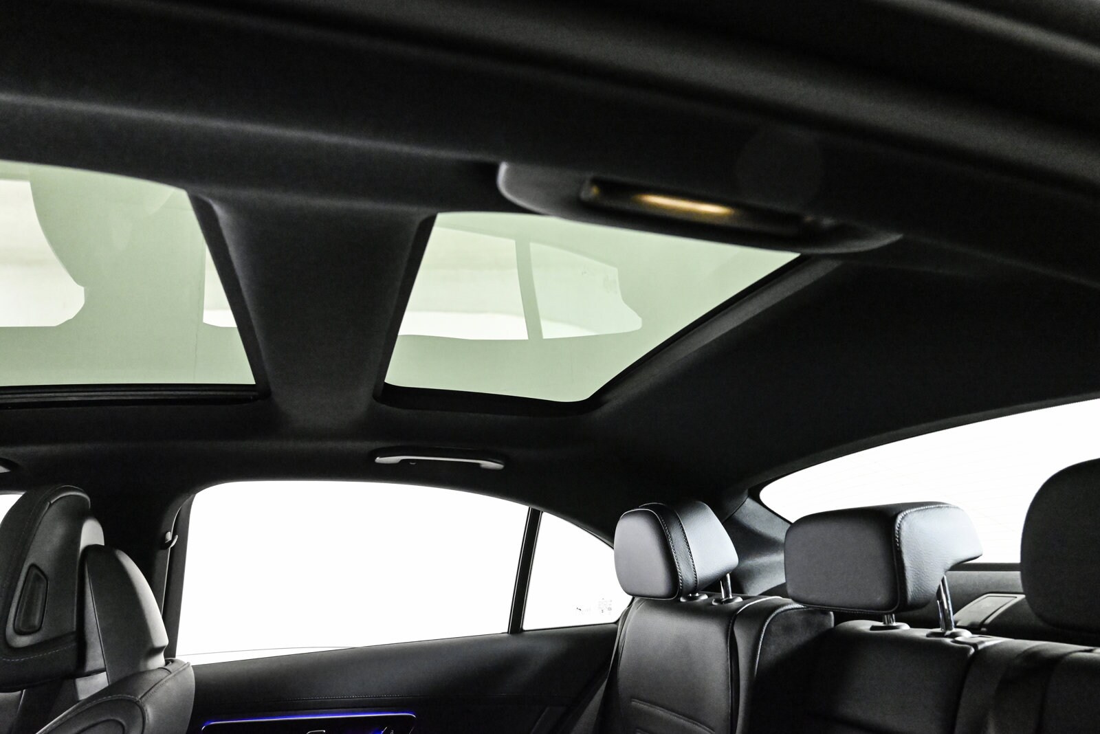 2025 MERCEDES-BENZ C-CLASS - Image 21