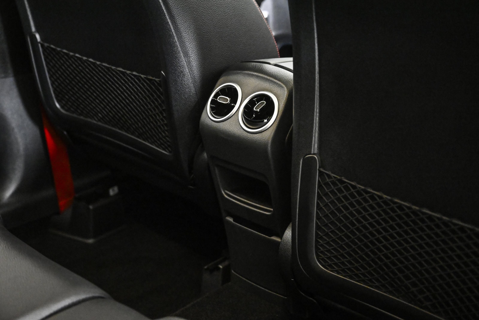 2026 MERCEDES-BENZ GLB-CLASS - Image 19