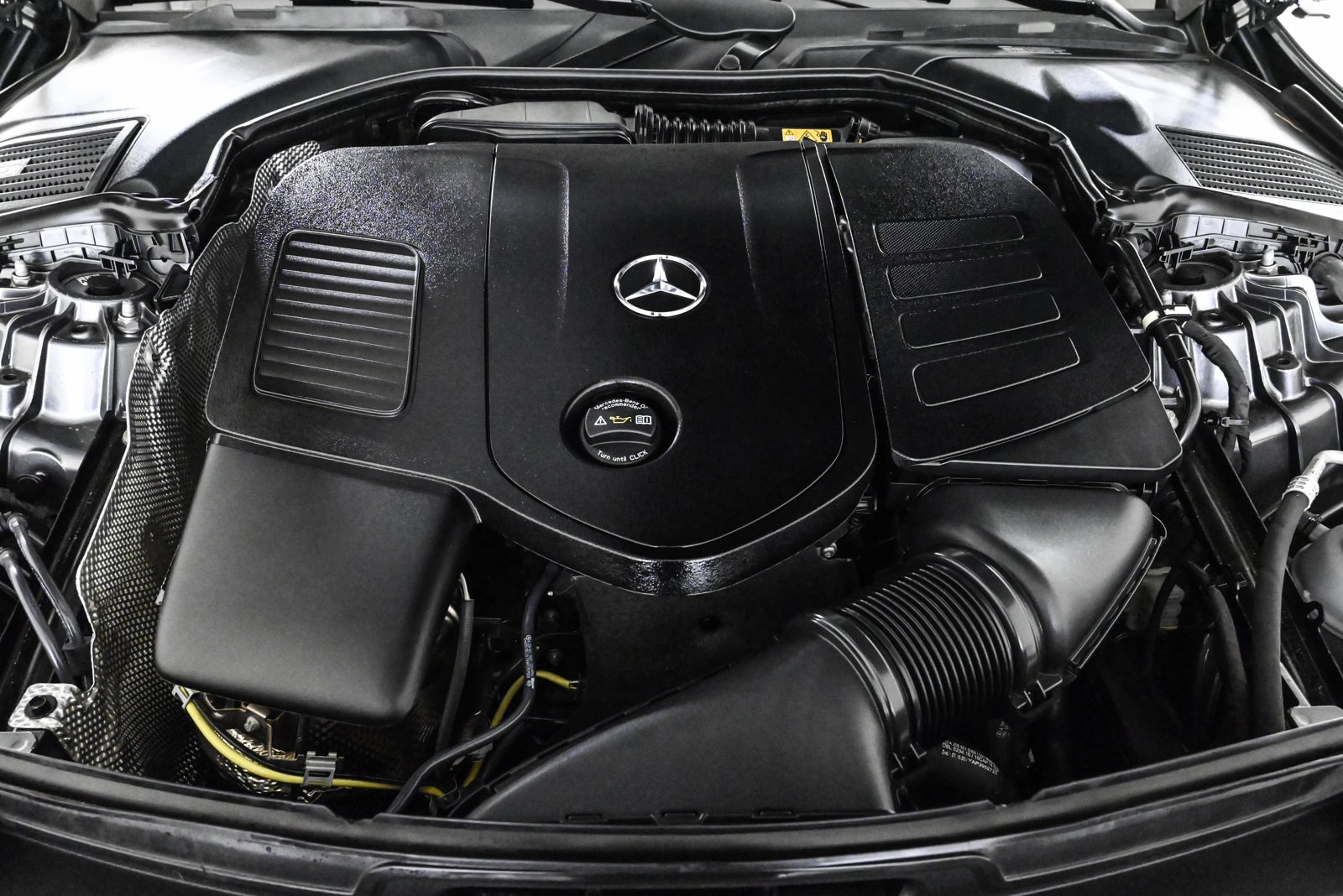 2025 MERCEDES-BENZ C-CLASS - Image 25