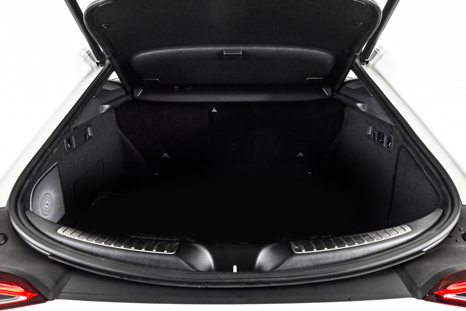 2026 MERCEDES BENZ AMG GT - Image 6