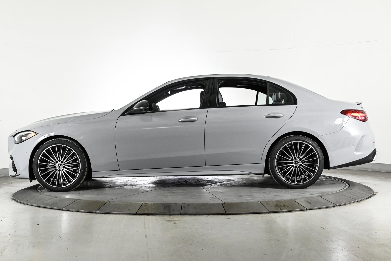 2026 MERCEDES-BENZ C-CLASS - Image 8