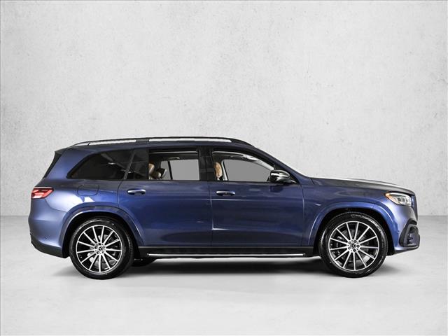 2026 Mercedes Benz GLS 450 4MATIC photo 4