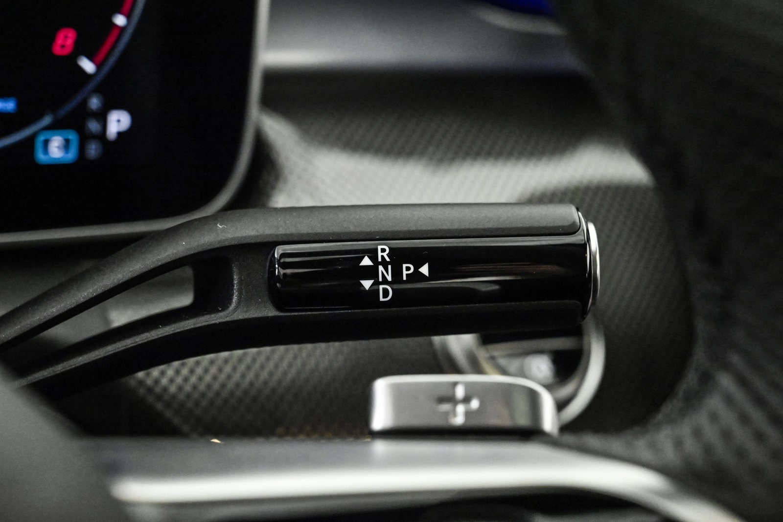 2025 MERCEDES-BENZ C-CLASS - Image 12