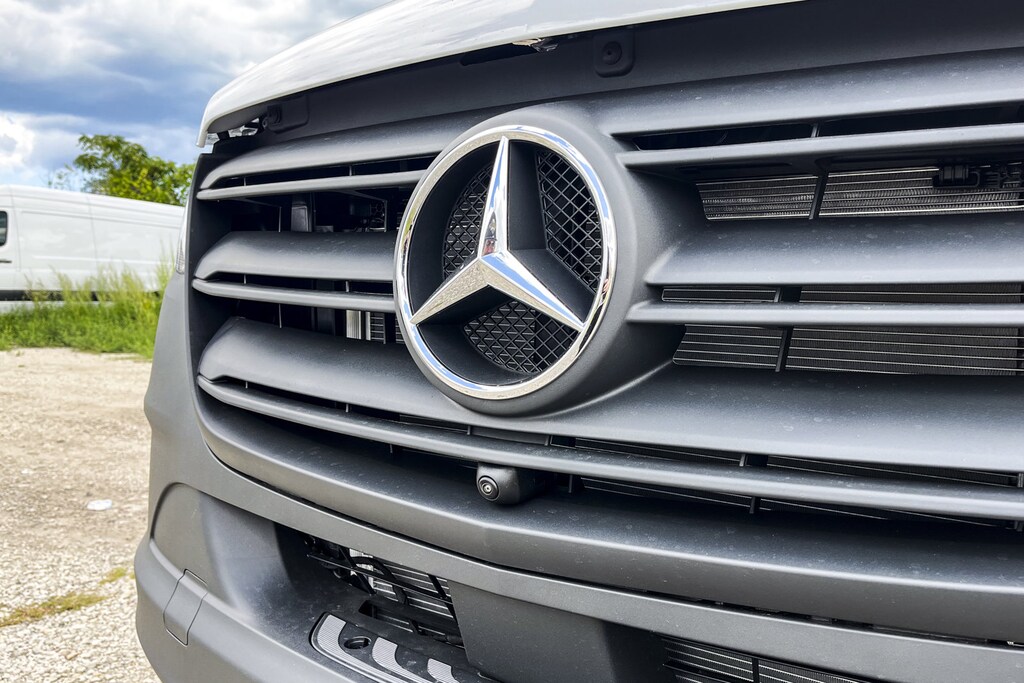 New 2025 Mercedes-Benz Sprinter Cargo Van 2500 Standard Roof I4 Diesel HO 144" AWD Van Cargo Van