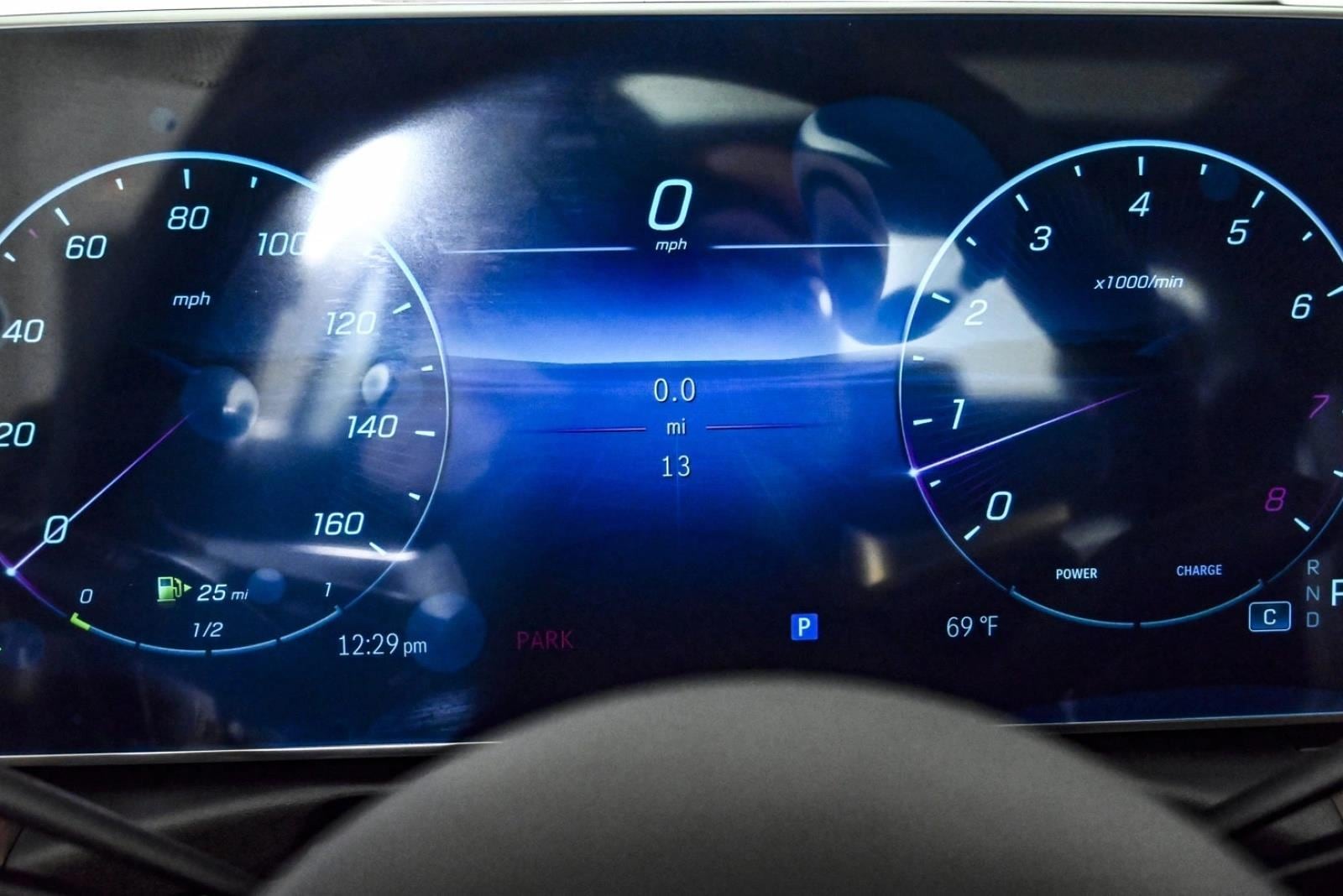 2026 MERCEDES-BENZ C-CLASS - Image 11