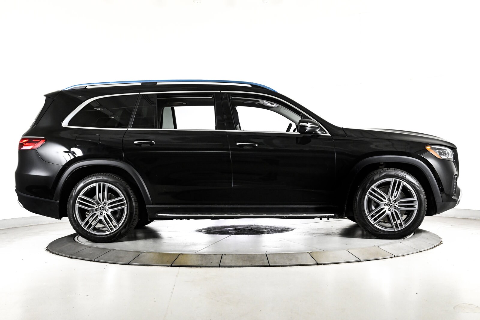 2026 MERCEDES-BENZ GLS-CLASS - Image 4