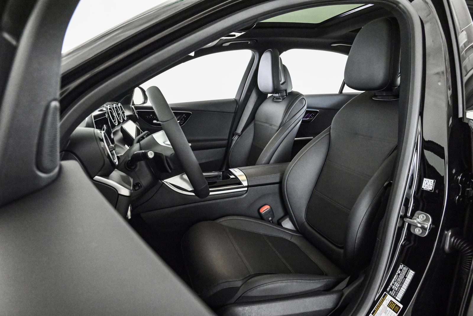 2026 MERCEDES-BENZ C-CLASS - Image 18