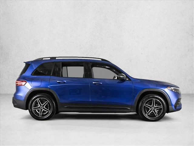 2024 Mercedes Benz EQB 250+ photo 4