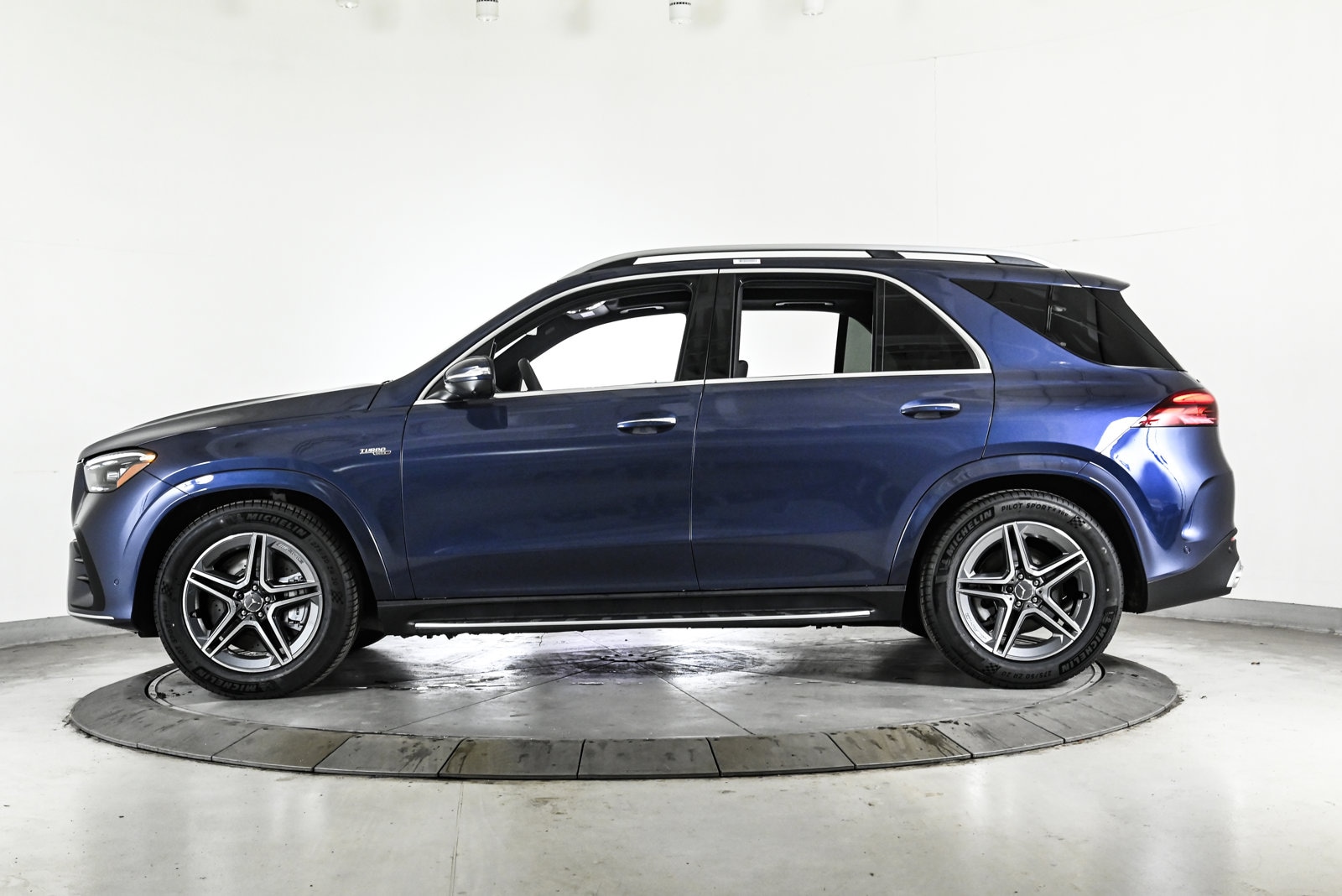 2026 MERCEDES-BENZ GLE-CLASS - Image 9