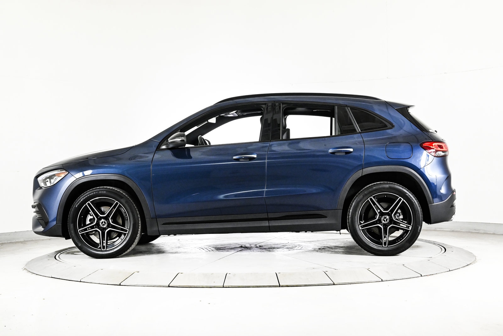 2023 MERCEDES-BENZ GLA-CLASS - Image 8