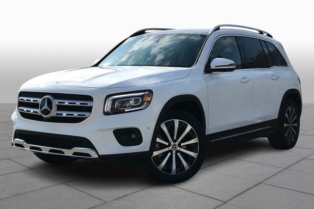 2022 Mercedes-Benz GLB's photo