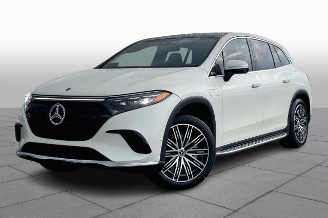 2023 Mercedes-Benz EQS SUV Base's photo