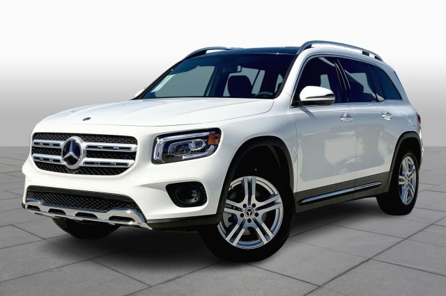 2023 Mercedes-Benz GLB Base's photo
