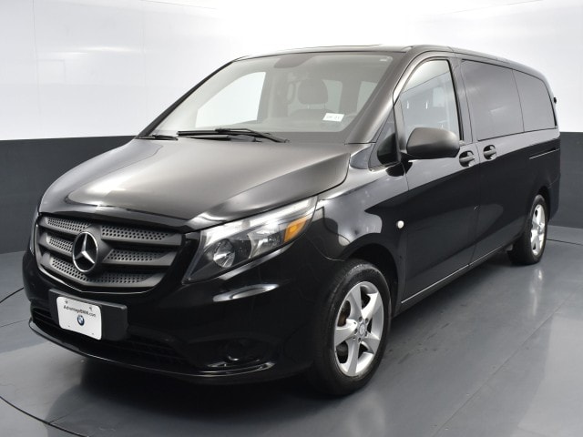 2017 Mercedes-Benz Metris Passenger Van Base's photo