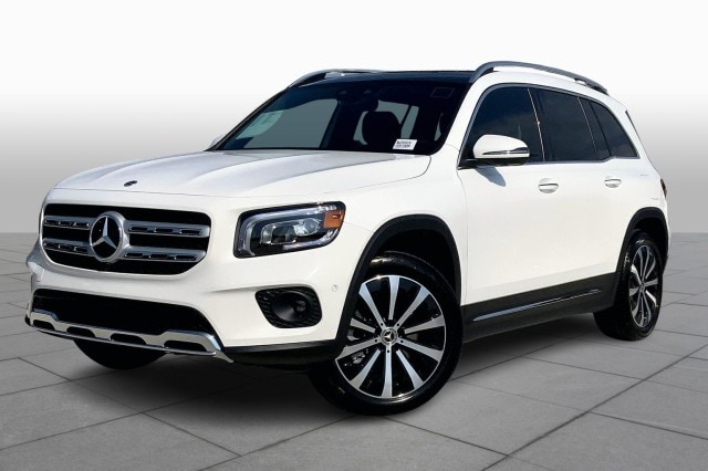 2022 Mercedes-Benz GLB's photo