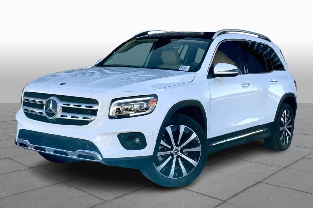 2023 Mercedes-Benz GLB Base's photo