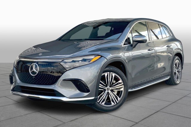 2023 Mercedes-Benz EQS SUV Base's photo